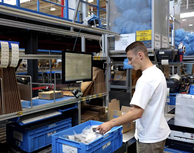 SICK PRESENTS CAMERA SOLUTION FOR HANDS-FREE PICKING